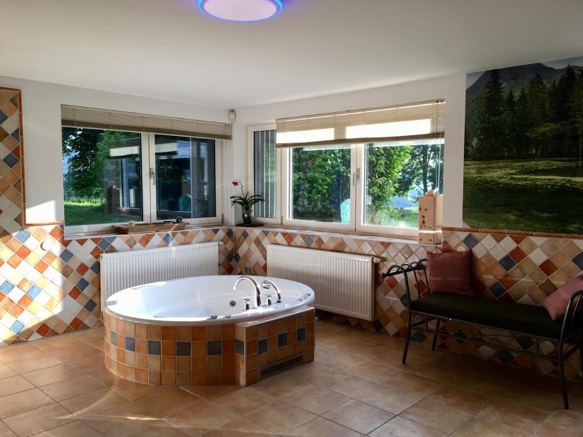 Naturforsthaus Ferienwohnung Fuer Hunde- Und Tierverbundene Menschen Preitenegg المظهر الخارجي الصورة